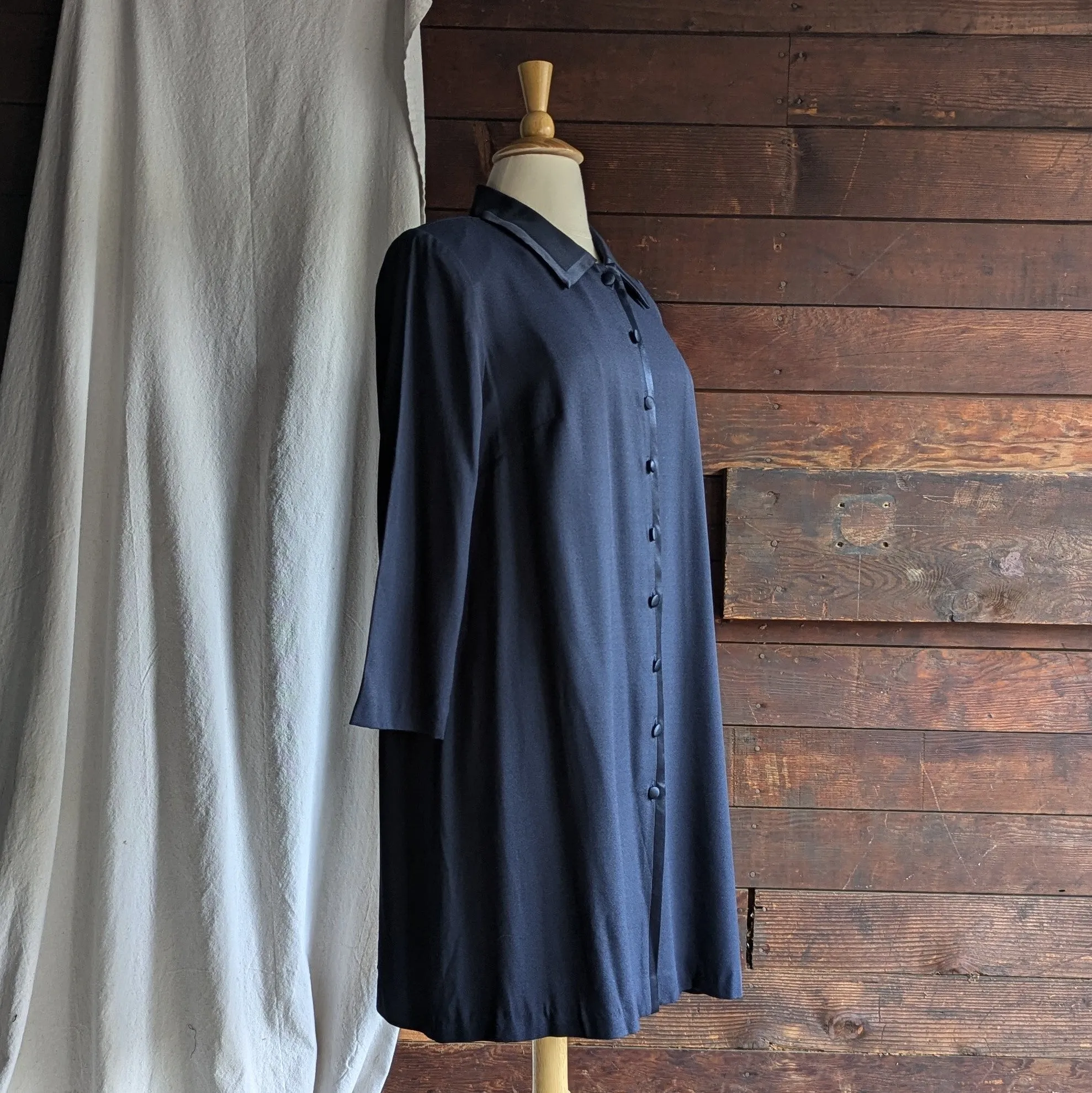 90s Vintage Plus Size Dressy Navy Rayon Blend Coat