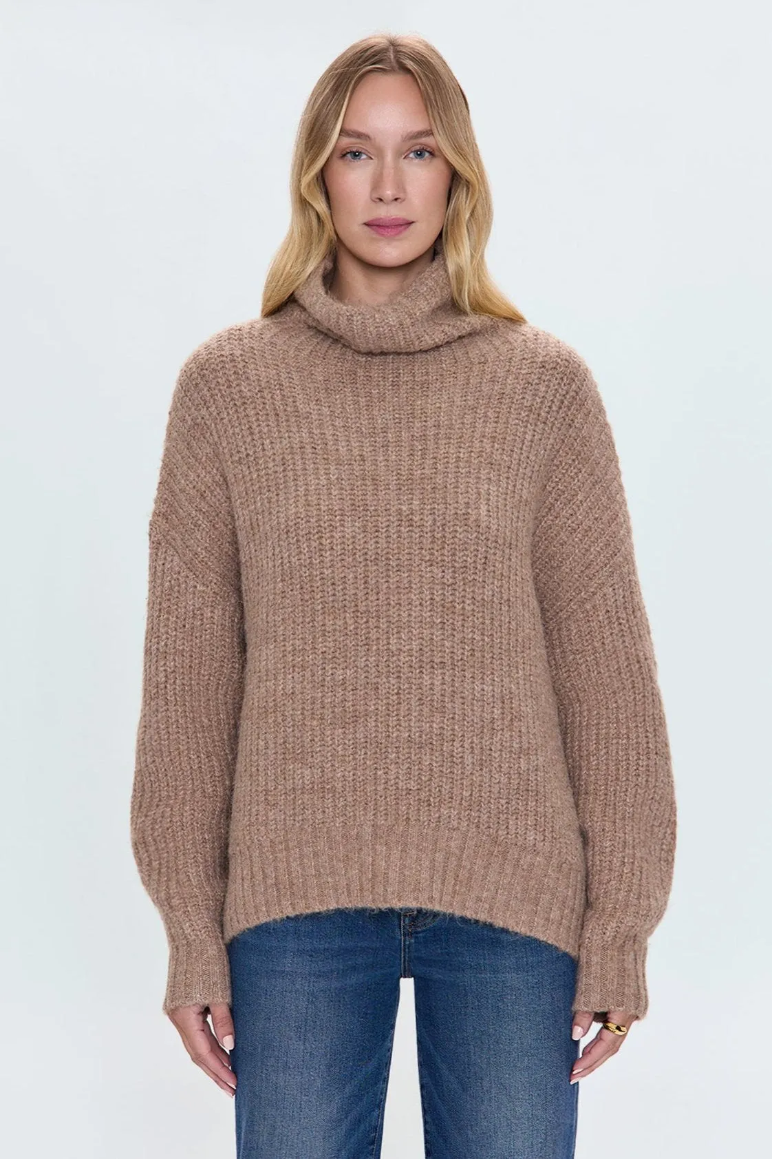 Ashley Turtleneck - Camel