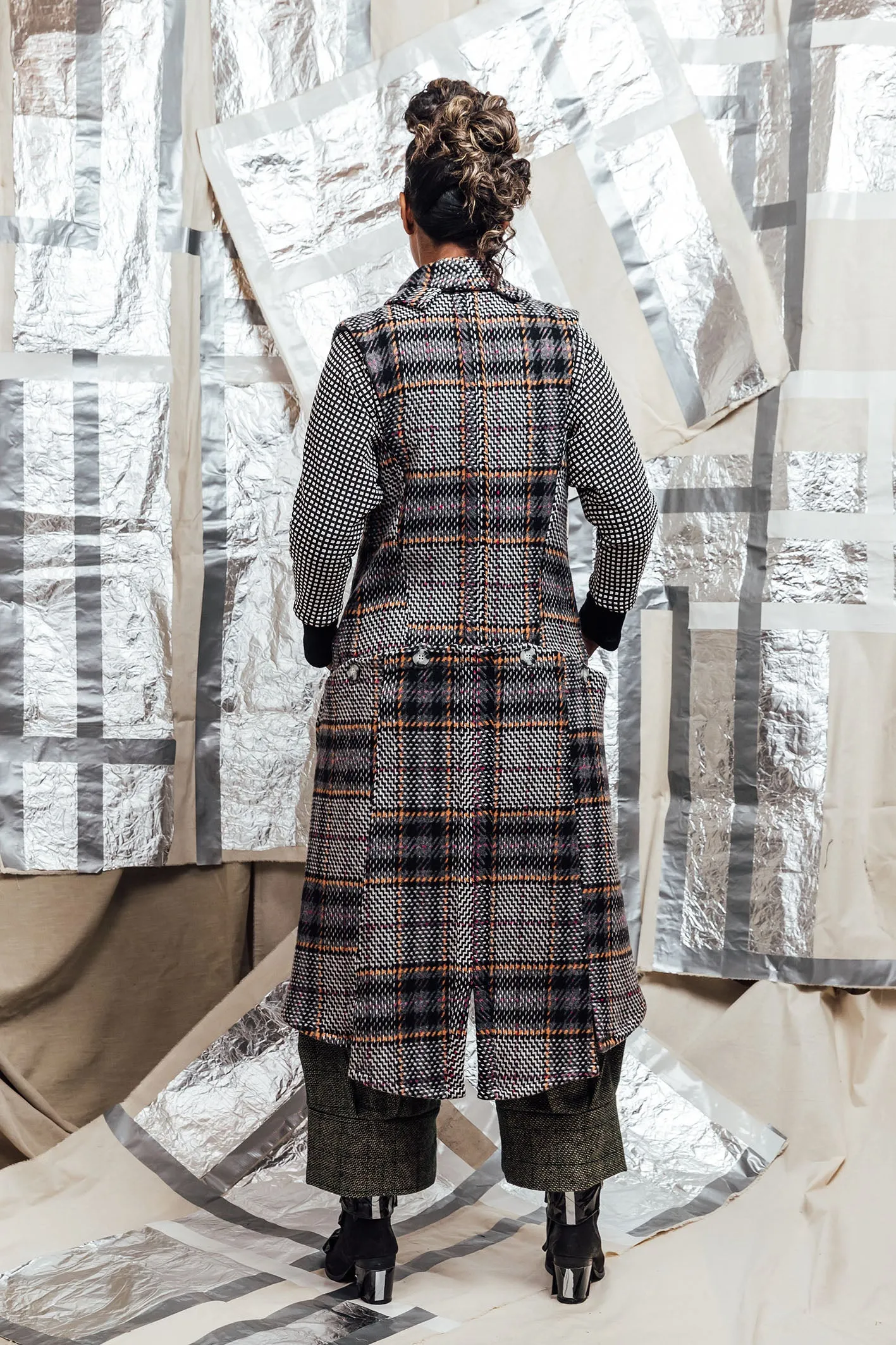 AW23 LYTHE PANELED VEST - MULTI CHECK