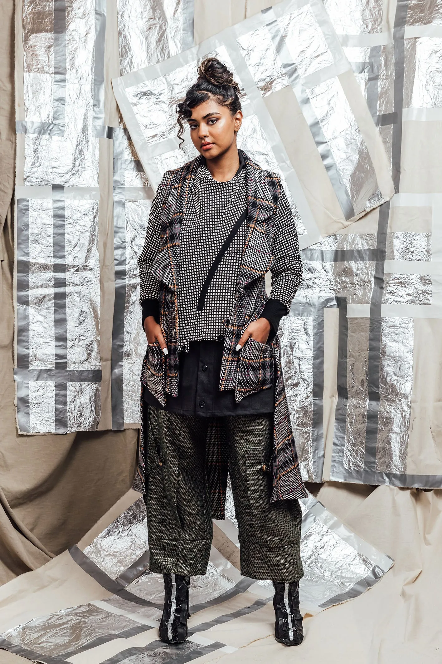 AW23 LYTHE PANELED VEST - MULTI CHECK