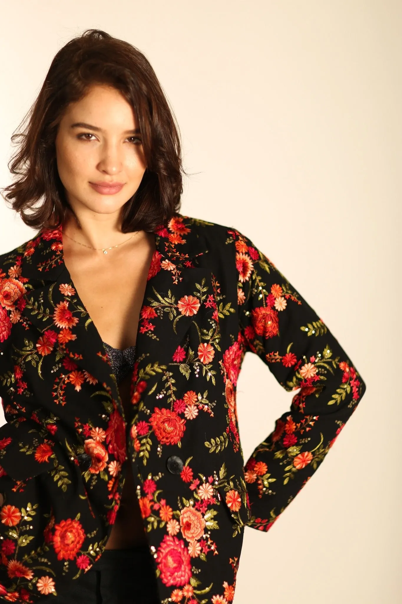 BLACK ROSE EMBROIDERED NOVELTY BLAZER JACKET MANON