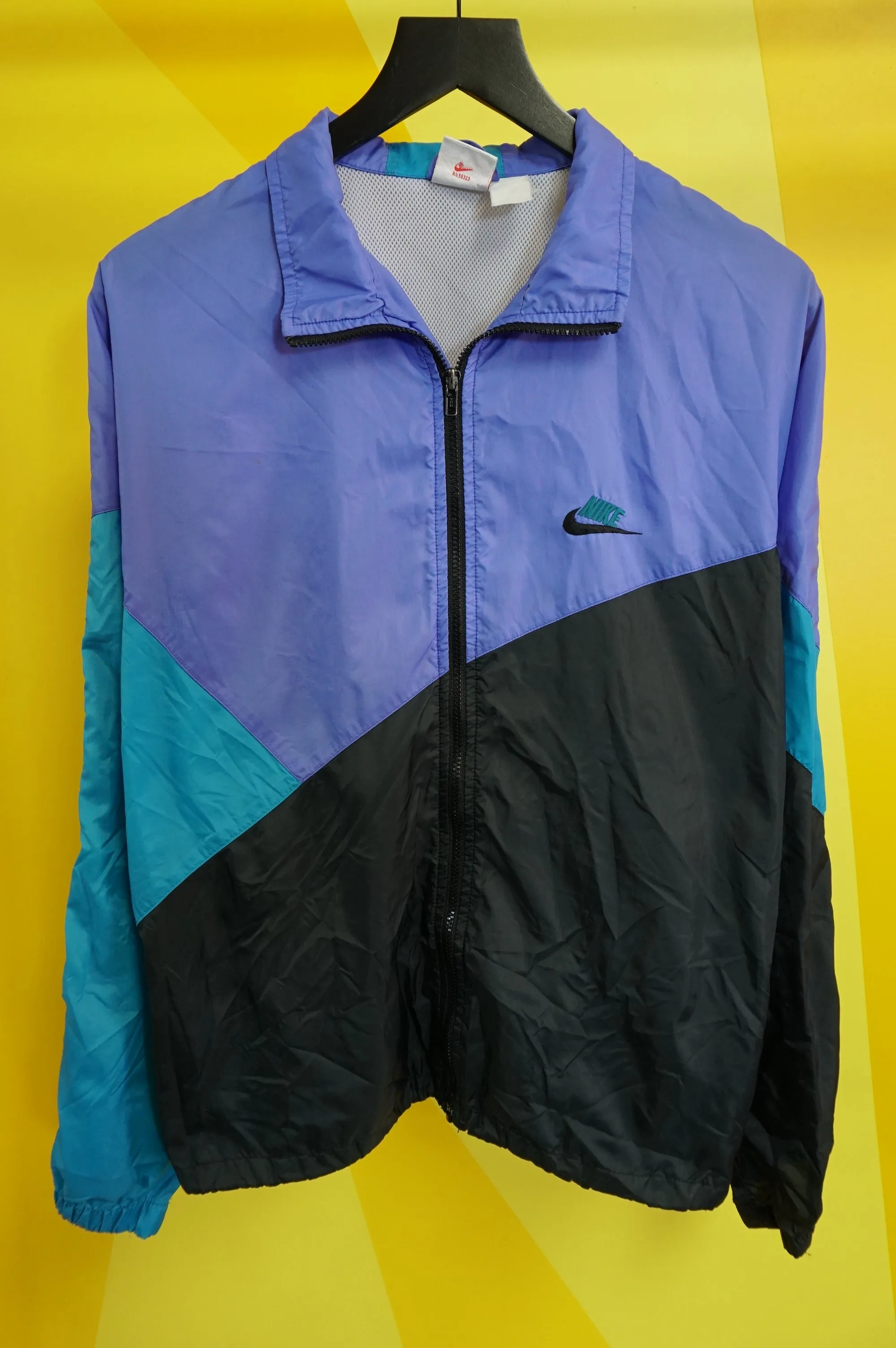 (M/L) 90s Grey Tag Nike Windbreaker