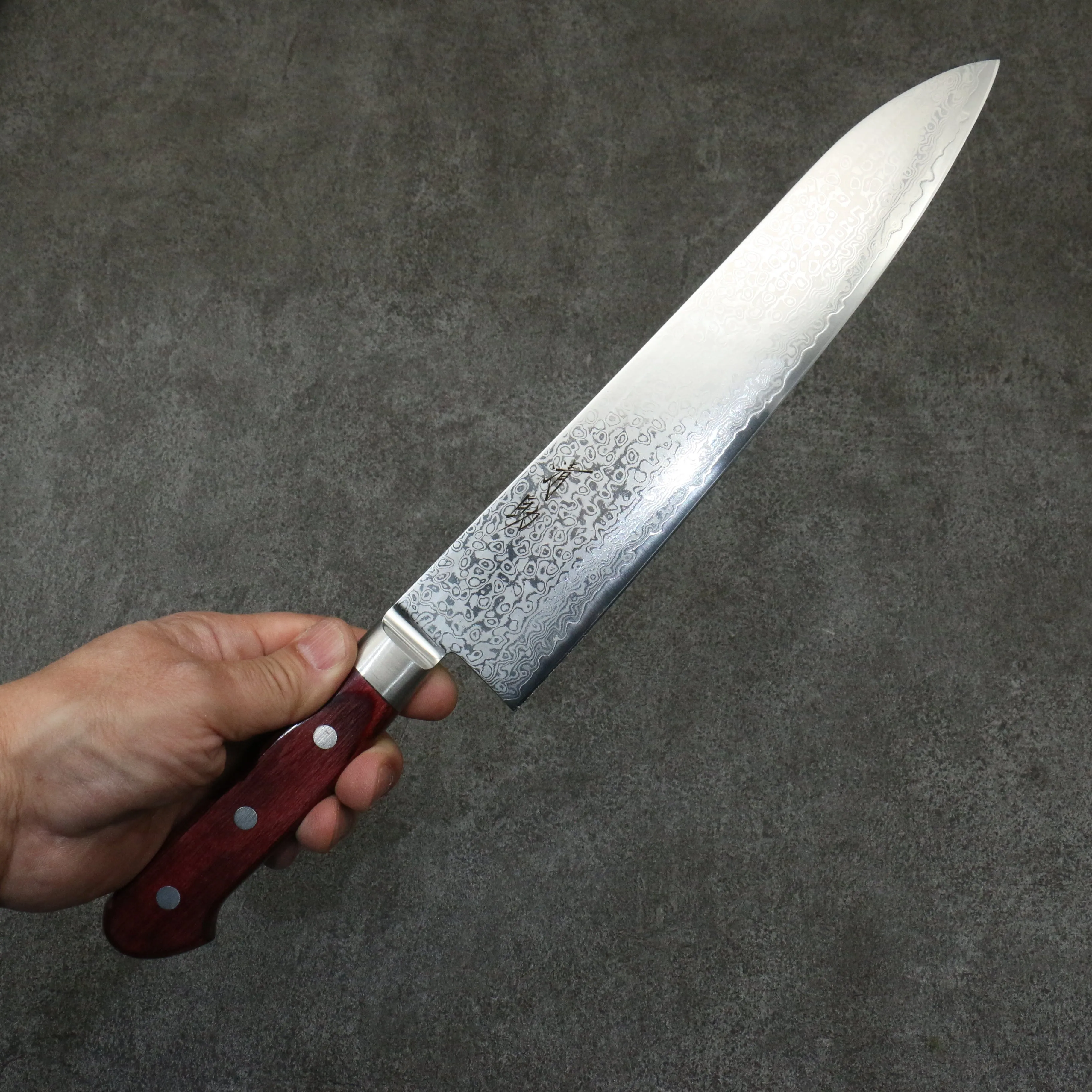 Seisuke VG10 33 Layer Mirrored Finish Damascus Gyuto  240mm Red Pakka wood Handle